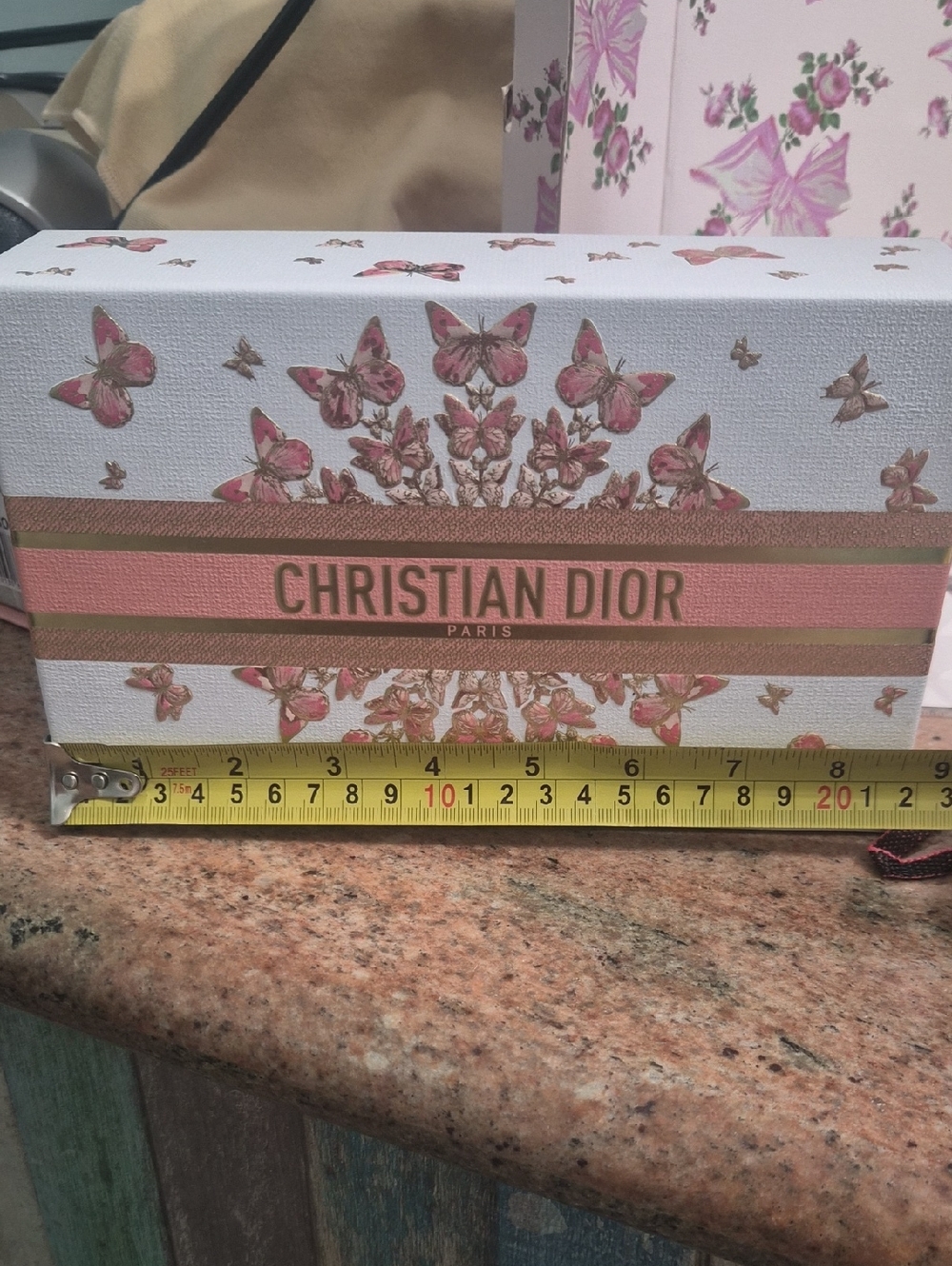 Dior 2026 Limited Edition Gift Box - Picture 2 of 5